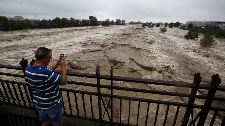 Γαλλία-Ιταλία: Ένας νεκρός και 19 αγνοούμενοι από τις πλημμύρες